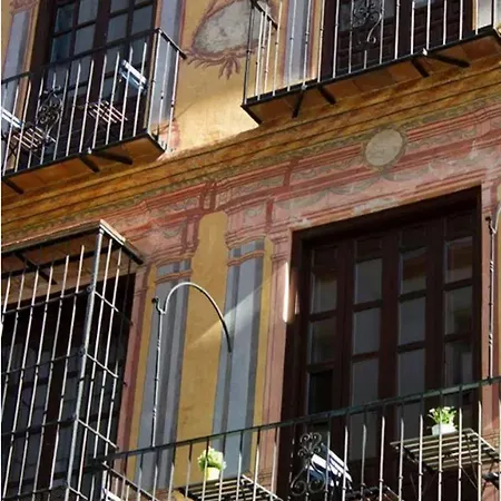 Hostel The Lights Malaga