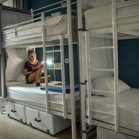 Hostel The Lights Màlaga